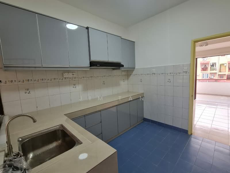 Townhouse for Rent in Bandar Sri Permaisuri (Cheras) - Jim Tan - Kitchen - PropertyGuru.com.my