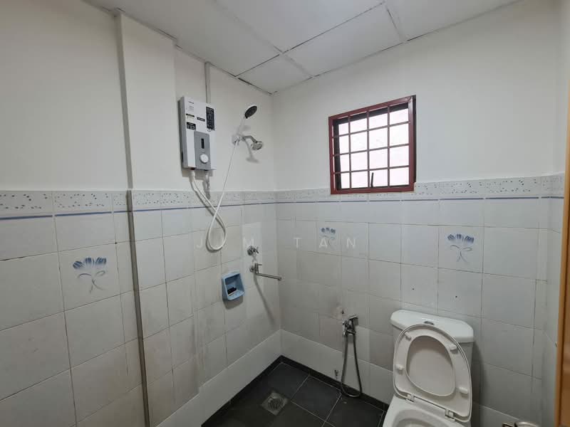 Townhouse for Rent in Bandar Sri Permaisuri (Cheras) - Jim Tan - Bathroom - PropertyGuru.com.my