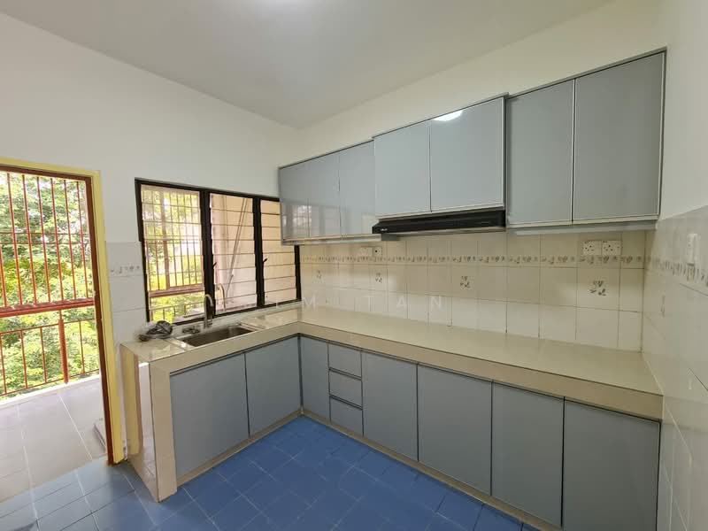 Townhouse for Rent in Bandar Sri Permaisuri (Cheras) - Jim Tan - Kitchen - PropertyGuru.com.my