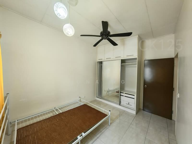 2-storey Terraced House for Rent in Shah Alam (Selangor) - Fiona Ng - Bedroom - PropertyGuru.com.my
