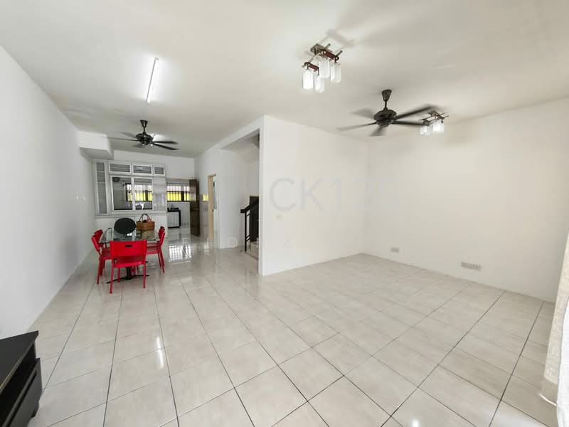 2-storey Terraced House for Rent in Shah Alam (Selangor) - Fiona Ng - Dining Room - PropertyGuru.com.my