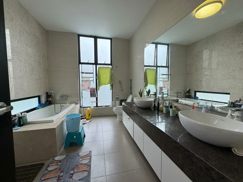 Rumah Banglo untuk Dijual di Masai (Johor) - Krystal Ho - Bathroom - PropertyGuru.com.my