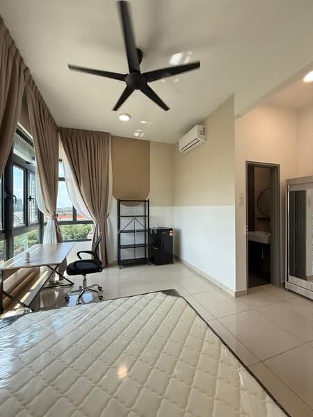 Apartment for Rent at D7 (D'Seven Lagoon Perdana) - Calvin Loke - Bedroom - PropertyGuru.com.my
