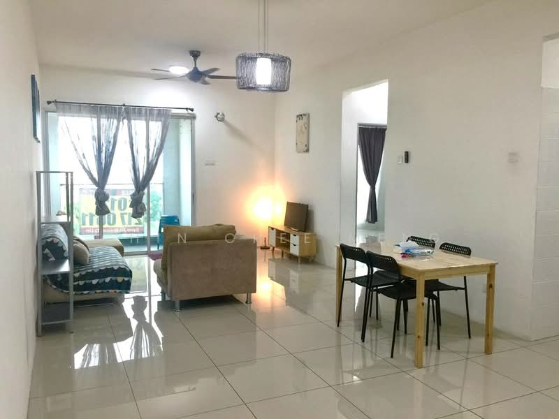 Servis Apartment untuk Dijual di Silk Residence - Chin Chee Meng - Living Room - PropertyGuru.com.my