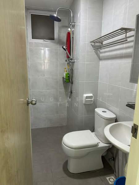 Condominium for Rent at i-Santorini - Eugene YE Tan - Bathroom - PropertyGuru.com.my