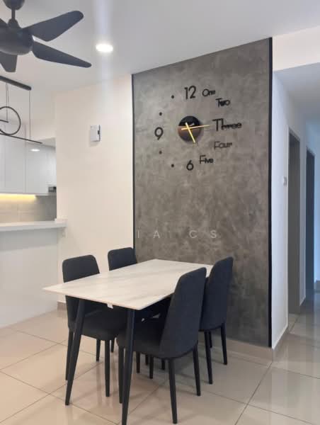 Service Residence for Sale at Ooak Serviced Apartments @ Kiara 163 - Chia Cs - Dining Room - PropertyGuru.com.my