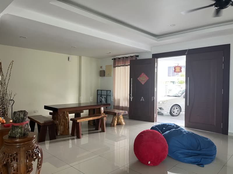 Rumah Teres 2 Tingkat untuk Dijual di Elmina (Shah Alam) - Irene Yap - Living Room - PropertyGuru.com.my