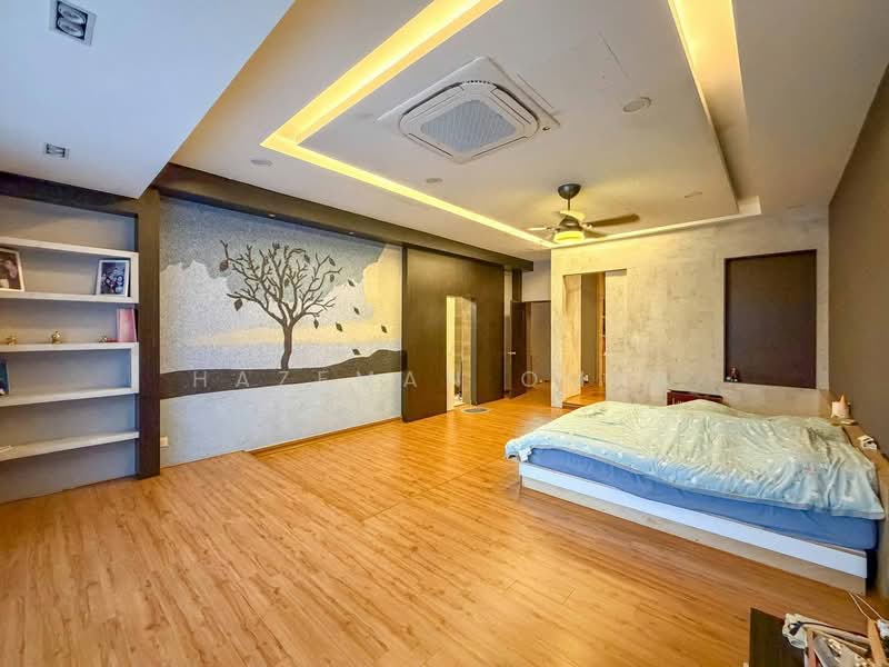 2.5-storey Terraced House for Sale in Taman Suria Tropika (Seri Kembangan) - Hazeman Omar - Bedroom - PropertyGuru.com.my