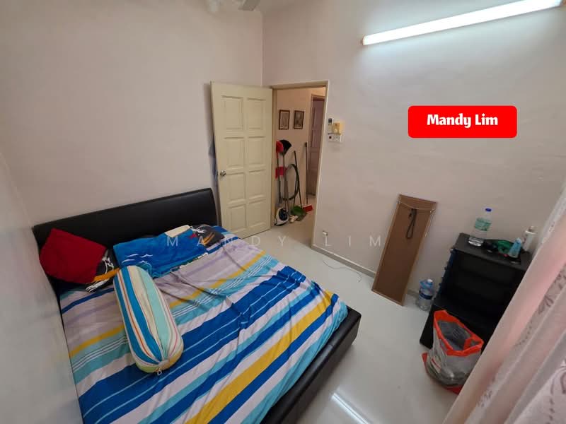 Kondominium untuk Dijual di Desa Medura - Mandy Lim - Bedroom - PropertyGuru.com.my
