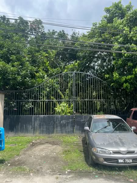 Agricultural Land for Rent in Kampung Paya Jaras Dalam (Sungai Buloh) - Tabber Tan - Exterior - PropertyGuru.com.my