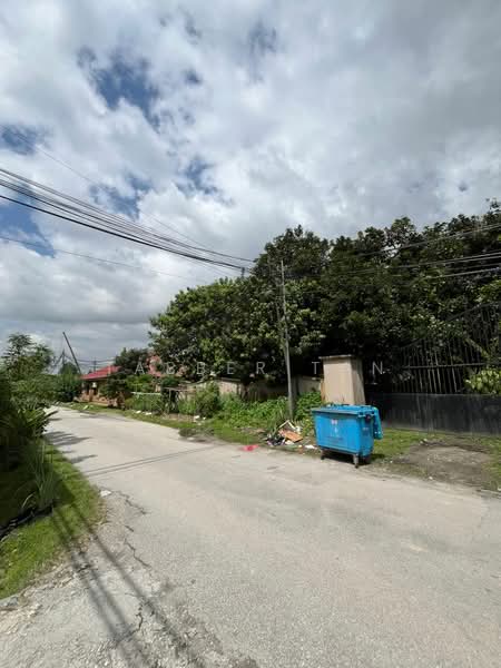 Agricultural Land for Rent in Kampung Paya Jaras Dalam (Sungai Buloh) - Tabber Tan - Exterior - PropertyGuru.com.my