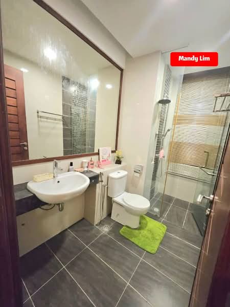 Kondominium untuk Disewa di H Residence (One Ritz Residence / Kelawai View) - Mandy Lim - Bathroom - PropertyGuru.com.my