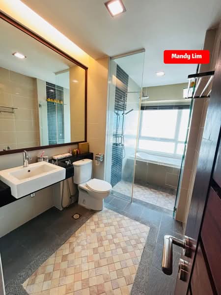 Kondominium untuk Disewa di H Residence (One Ritz Residence / Kelawai View) - Mandy Lim - Bathroom - PropertyGuru.com.my