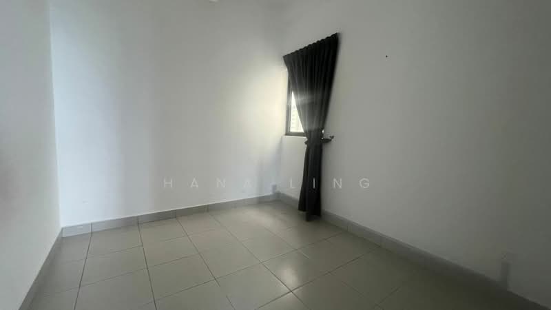 Service Residence for Sale at The Netizen - Hana Ling - Bedroom 1 - PropertyGuru.com.my