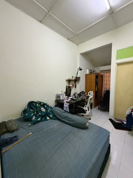 Rumah Teres 2 Tingkat untuk Dijual di BANDAR PUCHONG JAYA (Puchong) - Eden Hii - Bedroom - PropertyGuru.com.my