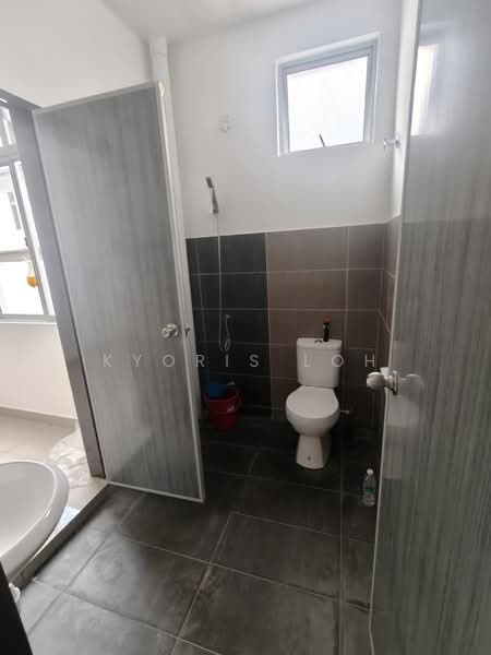 2-storey Terraced House for Sale in Johor Bahru (Johor) - Kyoris Loh - Bathroom - PropertyGuru.com.my