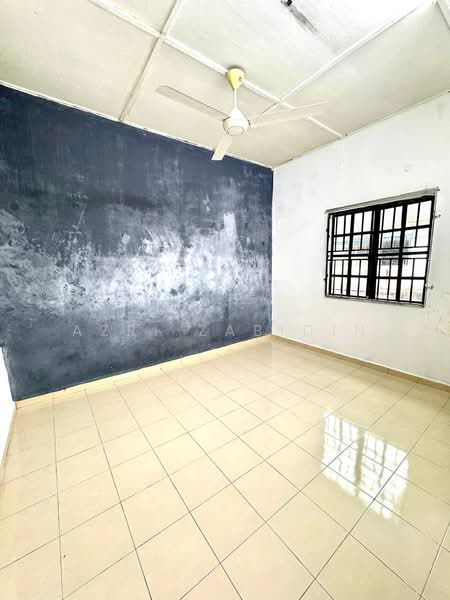2-storey Terraced House for Sale in Taman Melati (Jenjarom) - Azri Zabidin - PropertyGuru.com.my