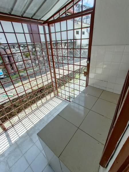 Rumah Teres 1 Tingkat untuk Dijual di Taman Bukit Permai (Ampang) - Ben Mok - Exterior - PropertyGuru.com.my