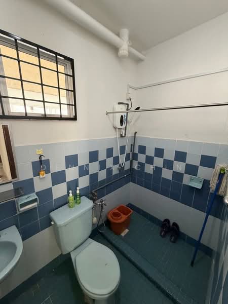 Condominium for Sale at Cocobay Resort - Dennix Chin - Bathroom - PropertyGuru.com.my