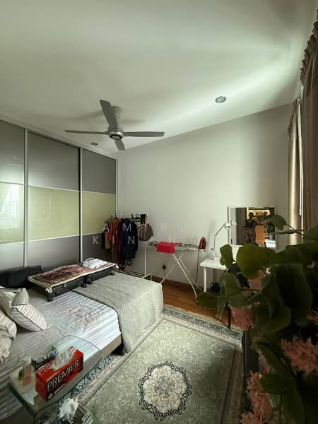 Kondominium untuk Dijual di The View @ Serai Saujana - Amirun Kinanah - Bedroom - PropertyGuru.com.my