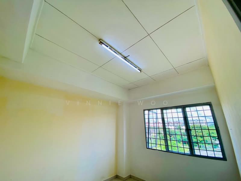 Flat for Rent at Taman Kinrara Seksyen 4 - Vinnie Woo - Interior - PropertyGuru.com.my