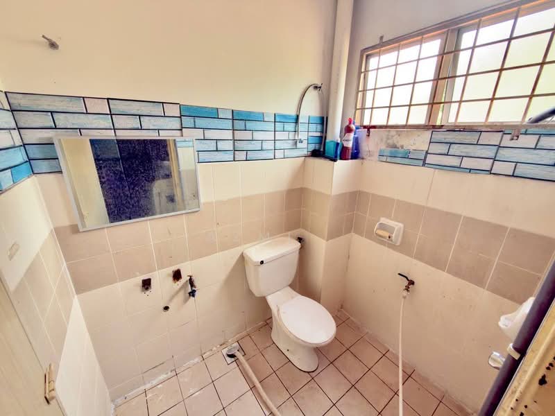 Rumah Teres 2 Tingkat untuk Dijual di Ampang (Kuala Lumpur) - Azmi . - Bathroom - PropertyGuru.com.my