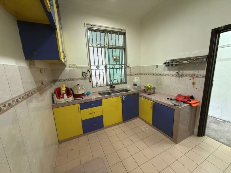 Rumah Teres 1 Tingkat untuk Dijual di Ulu Tiram (Johor) - Patrick Lai - Kitchen - PropertyGuru.com.my