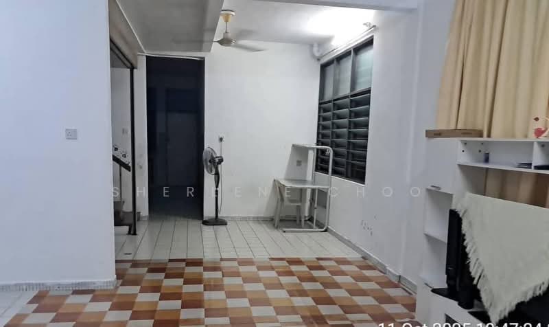 Semi-Detached House for Rent in Relau (Bukit Jambul) - Sherlene Choo - Living Room - PropertyGuru.com.my