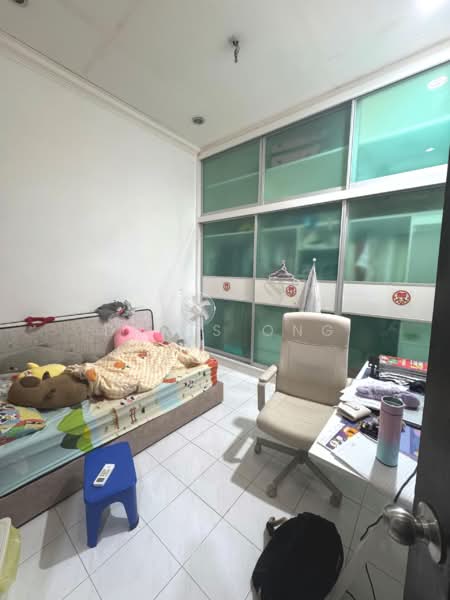 1.5-storey Terraced House for Sale in Taman Ehsan (Kepong) - Davis Ong - Bedroom - PropertyGuru.com.my