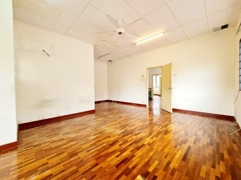 Terraced House for Sale in Bandar Puteri Puchong (Puchong) - John Lee - Living Room - PropertyGuru.com.my