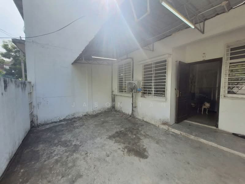 Rumah Teres 2 Tingkat untuk Dijual di Taman Puncak Jalil (Seri Kembangan) - Jason Tan - Exterior - PropertyGuru.com.my