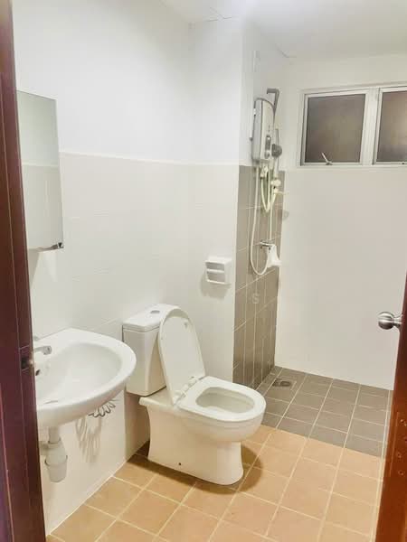 Kondominium untuk Disewa di Penaga @ Taman Raintree - Erin Yusof - Bathroom - PropertyGuru.com.my