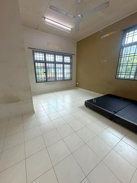 2-storey Terraced House for Sale in Taman Kempas Indah (Tebrau) - Iden Tan - Bedroom - PropertyGuru.com.my