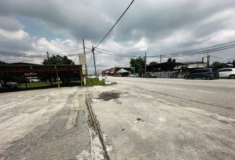 Retail Space for Rent in Batu 11 (Cheras) - Aida Ali - Exterior - PropertyGuru.com.my