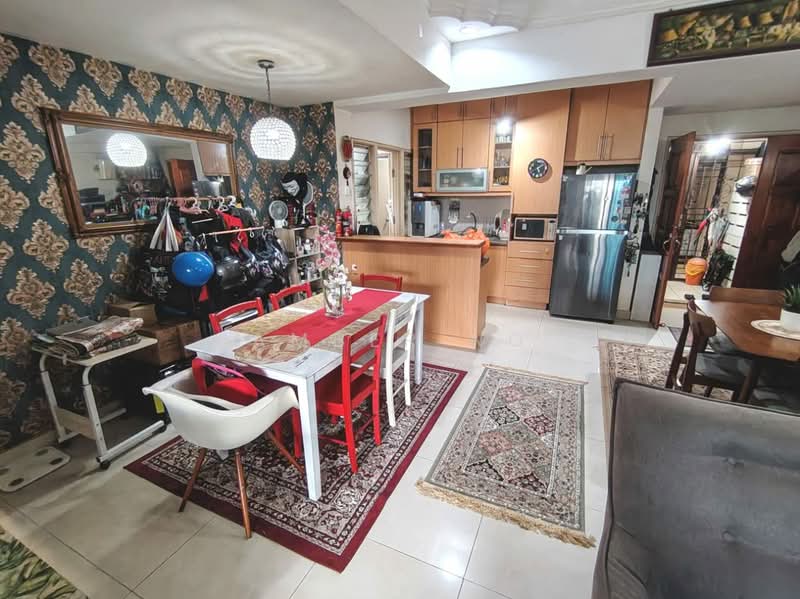 Kondominium untuk Dijual di Idaman Puteri - Amber Ng - Dining Room - PropertyGuru.com.my