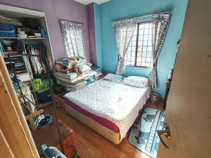 Kondominium untuk Dijual di Idaman Puteri - Amber Ng - Bedroom - PropertyGuru.com.my