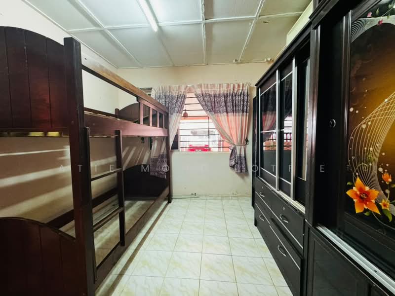 Rumah Teres 1 Tingkat untuk Dijual di Balakong (Selangor) - Atie Mohd Lotfie - Bedroom - PropertyGuru.com.my