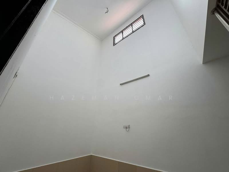 2-storey Terraced House for Sale in Bukit Jelutong (Shah Alam) - Hazeman Omar - Interior - PropertyGuru.com.my