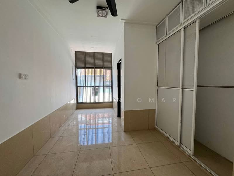 2-storey Terraced House for Sale in Bukit Jelutong (Shah Alam) - Hazeman Omar - Interior - PropertyGuru.com.my
