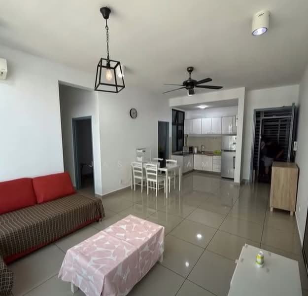 Pangsapuri untuk Disewa di Austin Regency (Pangsapuri Austin Perdana) - Jason Fam - Living Room - PropertyGuru.com.my