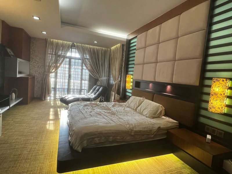 Rumah Teres 2 Tingkat untuk Dijual di Taman Desa Cemerlang (Ulu Tiram) - Karl Ho - Bedroom - PropertyGuru.com.my