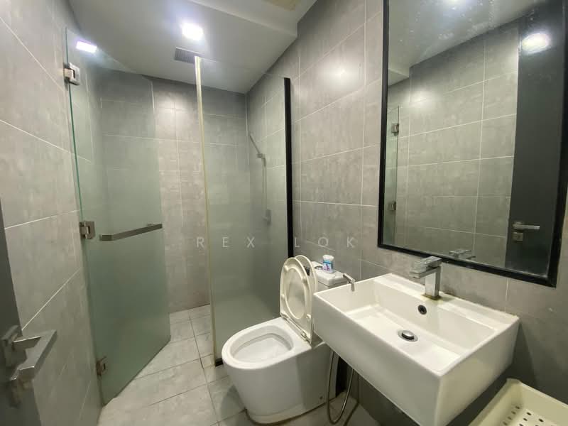 Service Residence for Rent at The Square @ One City - Rex Lok - Bathroom - PropertyGuru.com.my