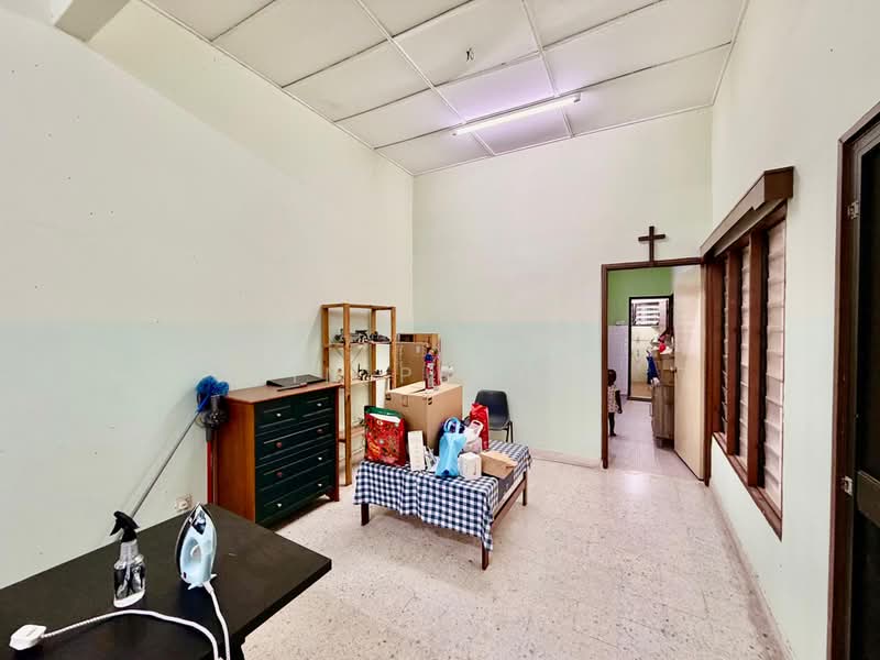 1-storey Terraced House for Sale in Taman Tun Dr Ismail (Kuala Lumpur) - Yin Peng . - Dining Hall - PropertyGuru.com.my