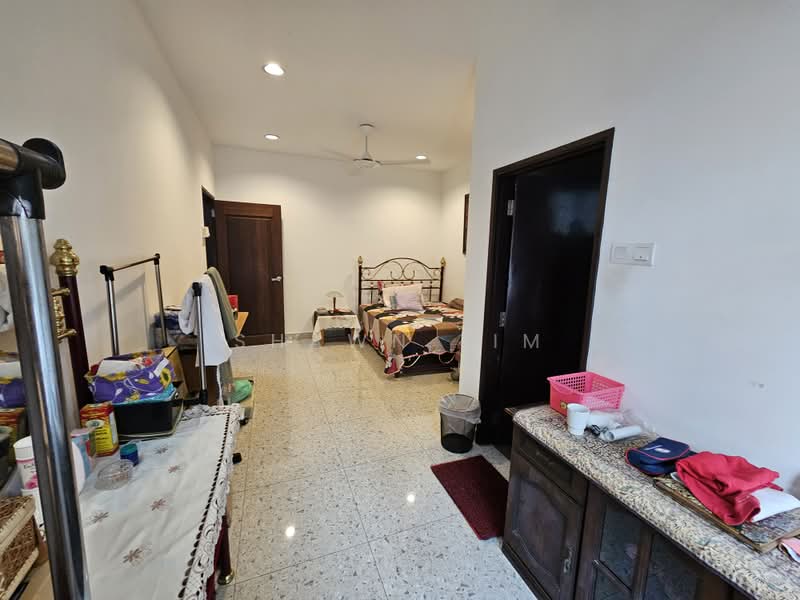 Semi-Detached House for Sale in Bukit Damansara (Damansara Heights) - Shawn Lim - Bedroom - PropertyGuru.com.my