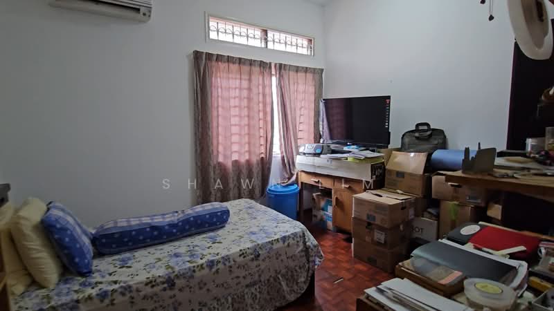 Semi-Detached House for Sale in Bukit Damansara (Damansara Heights) - Shawn Lim - Bedroom - PropertyGuru.com.my