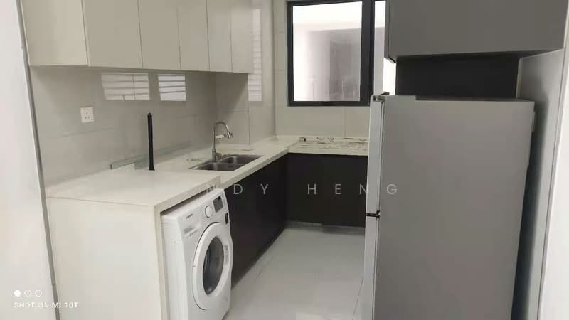 Apartment for Sale at Lovell @ Country Garden Danga Bay - Mindy Heng - Kitchen - PropertyGuru.com.my