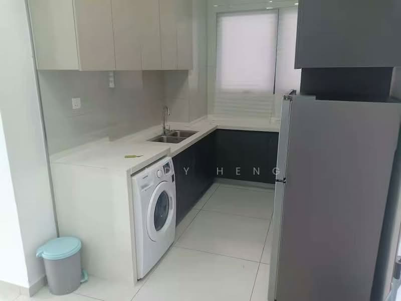 Apartment for Sale at Lovell @ Country Garden Danga Bay - Mindy Heng - Kitchen - PropertyGuru.com.my