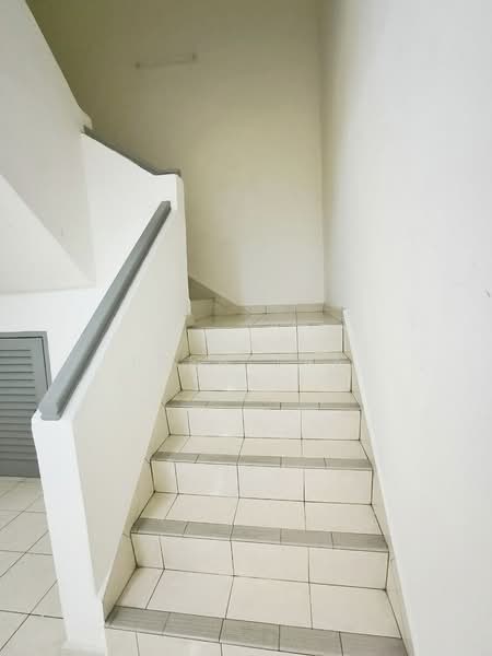 Rumah Teres 2 Tingkat untuk Dijual di Taman Desa Cemerlang (Ulu Tiram) - Iden Tan - Interior - PropertyGuru.com.my