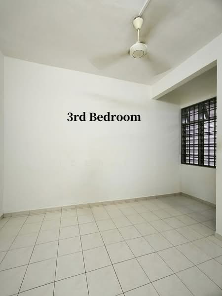 Rumah Teres 2 Tingkat untuk Dijual di Taman Desa Cemerlang (Ulu Tiram) - Iden Tan - Bedroom - PropertyGuru.com.my