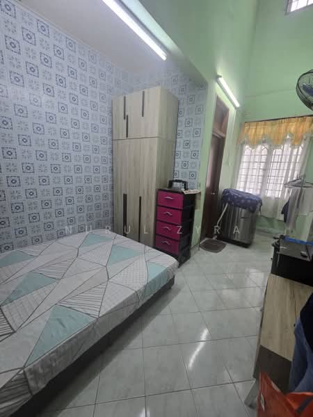 Rumah Teres 1 Tingkat untuk Dijual di Taman Semenyih Indah (Semenyih) - Nurul Zyra - Bedroom - PropertyGuru.com.my